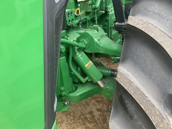 2023 John Deere 8R 410 Tractor