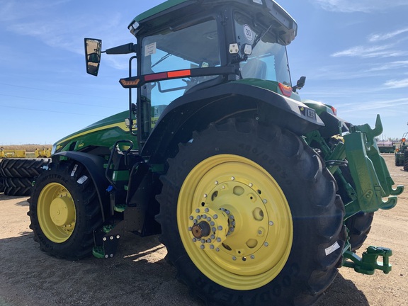 2023 John Deere 8R 340 Tractor