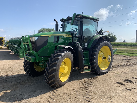 2023 John Deere 6R 195 Tractor