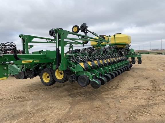 2023 John Deere DB66 Planter