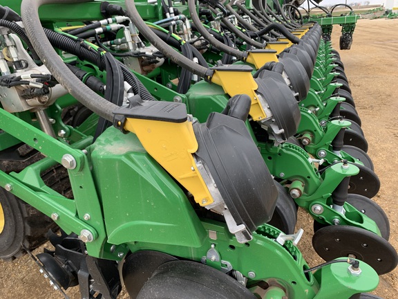 2023 John Deere DB66 Planter