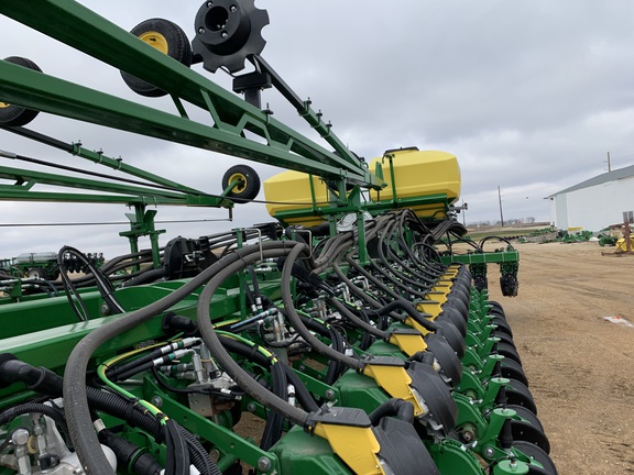 2023 John Deere DB66 Planter