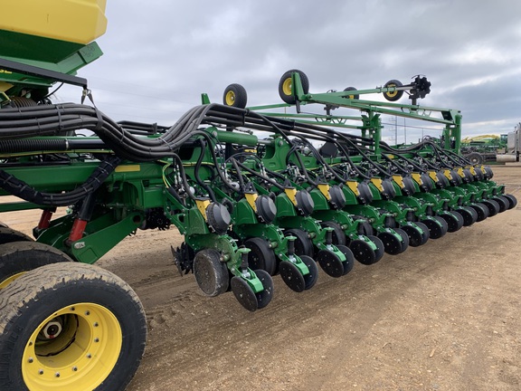 2023 John Deere DB66 Planter