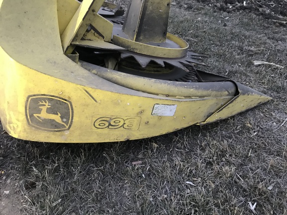 2016 John Deere 698 Header Forage