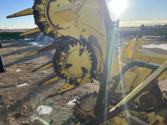 2016 John Deere 698 Header Forage