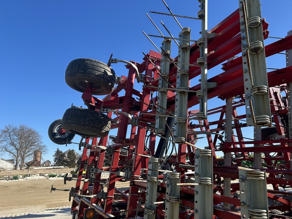 2008 Wil-Rich Quad X Field Cultivator
