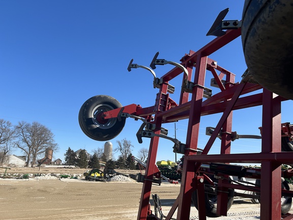 2008 Wil-Rich Quad X Field Cultivator