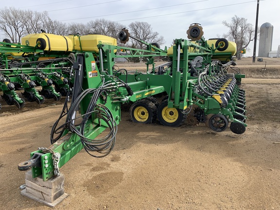 2019 John Deere DB60 Planter