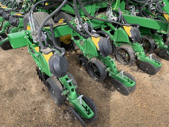 2019 John Deere DB60 Planter