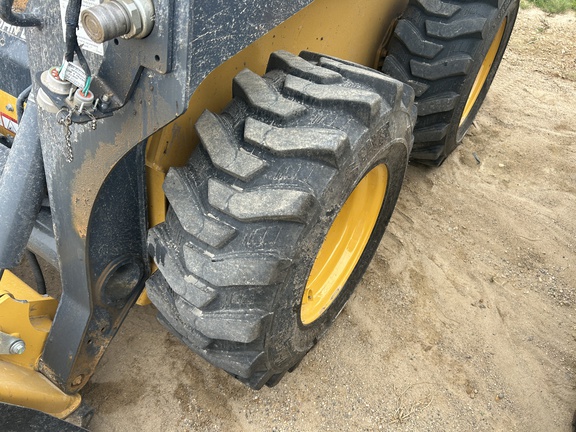 2023 John Deere 324G Skid Steer Loader