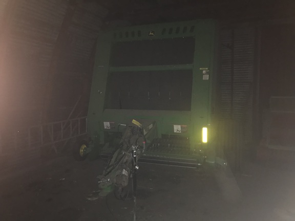 2023 John Deere 560M Baler/Round