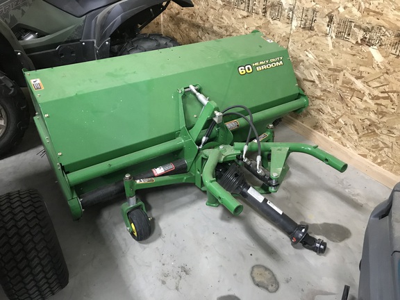 2022 John Deere 60 HD BROOM L & G Attachment