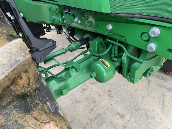 2022 John Deere 6R 195 Tractor