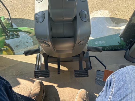 2023 John Deere 8RT 370 Tractor Rubber Track