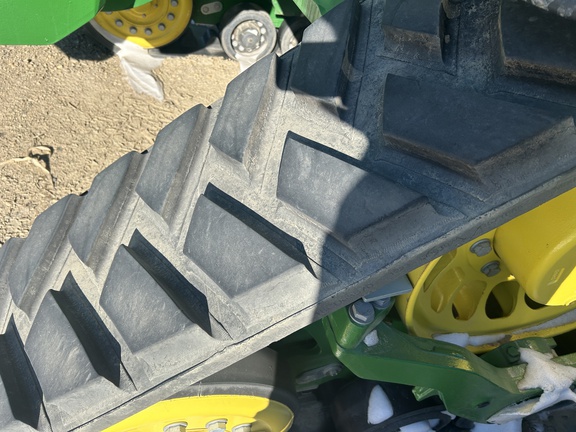 2023 John Deere 8RX 410 Tractor Rubber Track