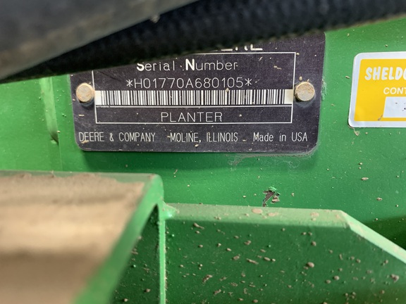 1999 John Deere 1770 Planter