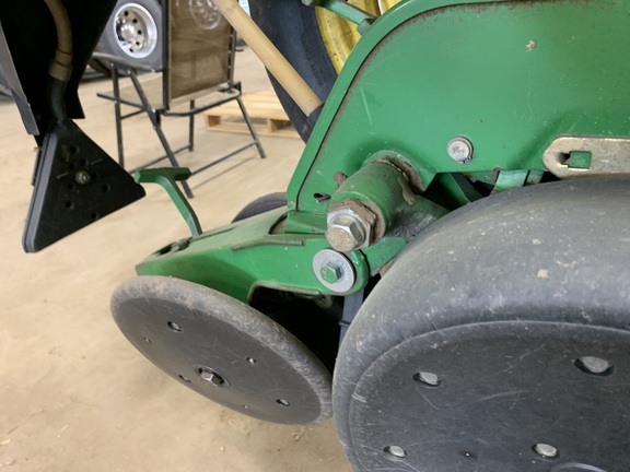 1999 John Deere 1770 Planter