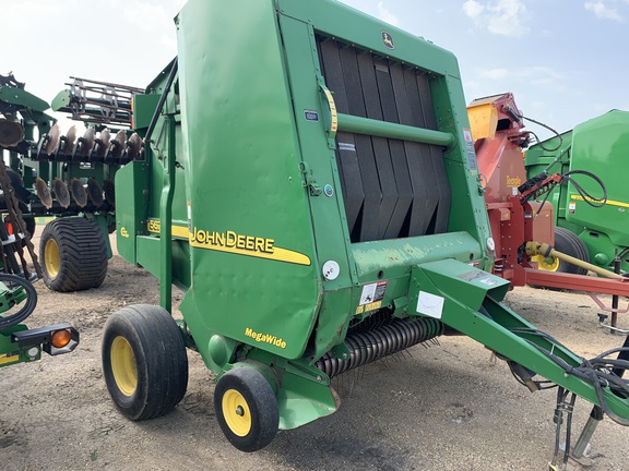 2006 John Deere 567 Baler/Round