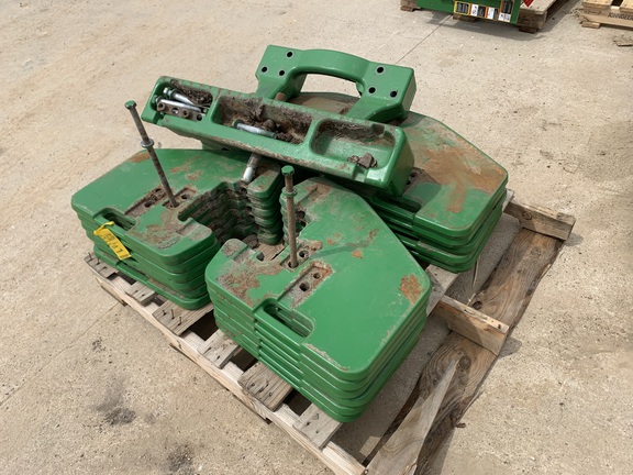 John Deere R127764 Tractor Attachment