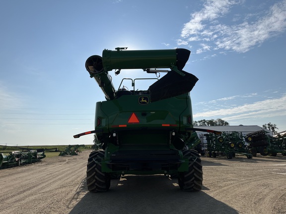 2022 John Deere X9 1000 Combine