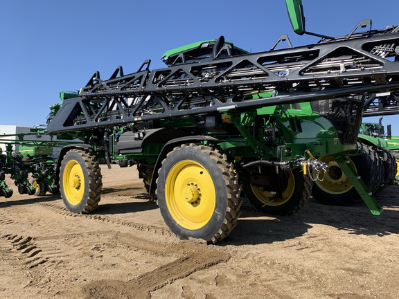 2024 John Deere 412R Sprayer/High Clearance