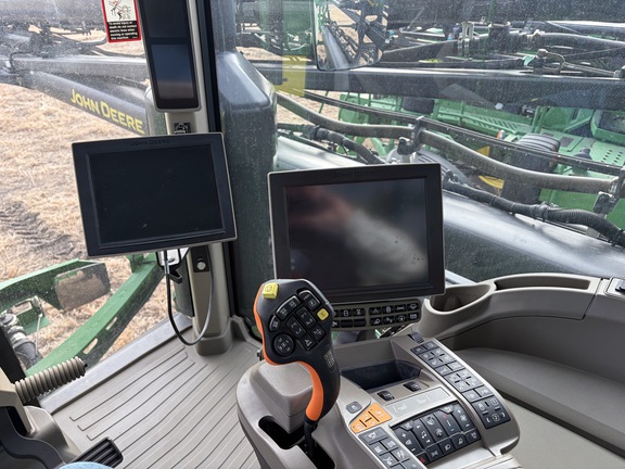 2024 John Deere 616R Sprayer/High Clearance