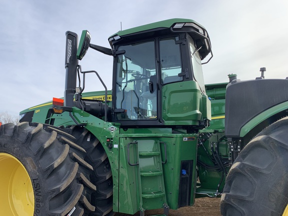 2024 John Deere 9R 590 Tractor 4WD