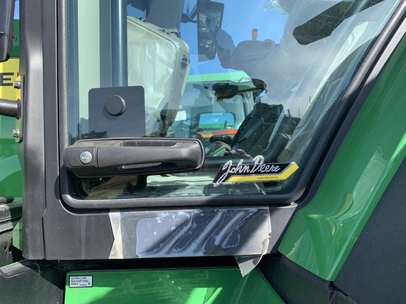 2024 John Deere 8R 370 Tractor