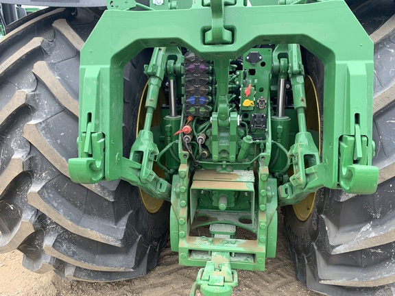 2024 John Deere 8R 370 Tractor