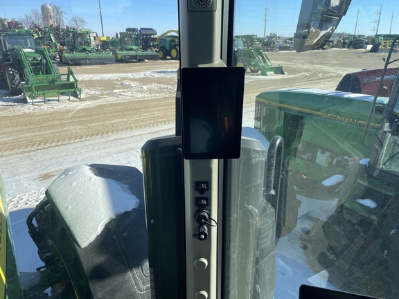 2024 John Deere 8R 370 Tractor