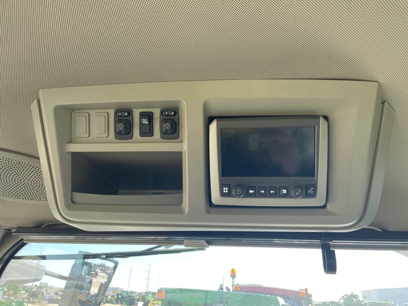 2024 John Deere 8R 370 Tractor