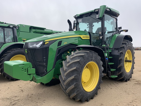 2024 John Deere 8R 370 Tractor