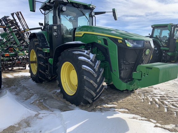 2024 John Deere 8R 370 Tractor