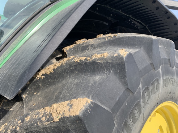 2024 John Deere 8R 370 Tractor