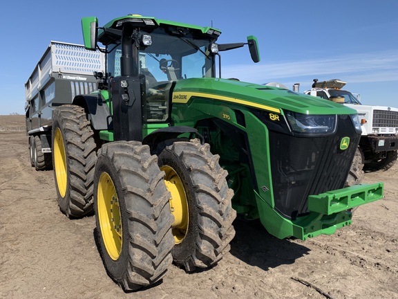 2024 John Deere 8R 370 Tractor