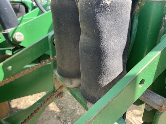 2001 John Deere 1770 Planter