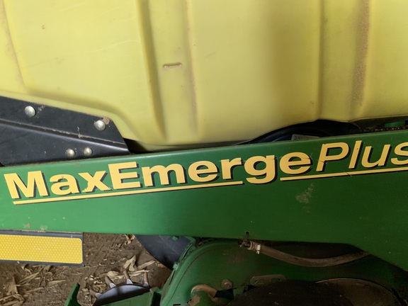 2003 John Deere 1770NT Planter