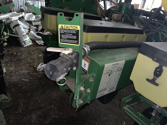 2003 John Deere 1770NT Planter