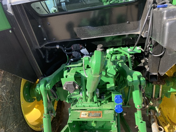 2023 John Deere 5075E Tractor