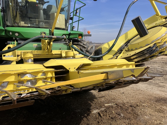 2022 John Deere 770 Header RowCrop