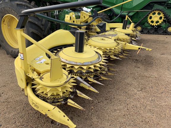 2022 John Deere 770 Header RowCrop