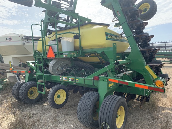 2014 John Deere 1990 Air Seeder