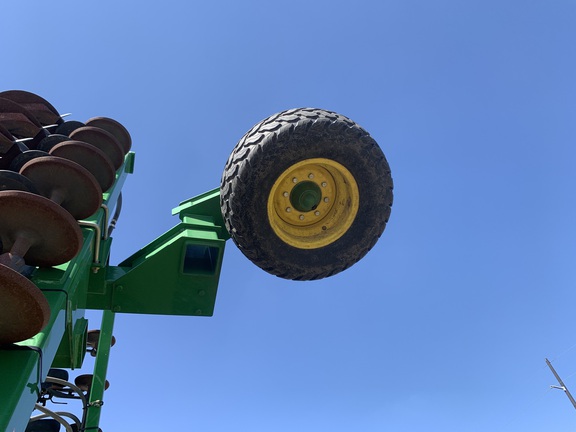 2014 John Deere 1990 Air Seeder