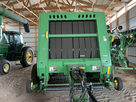 2020 John Deere 560M Baler/Round