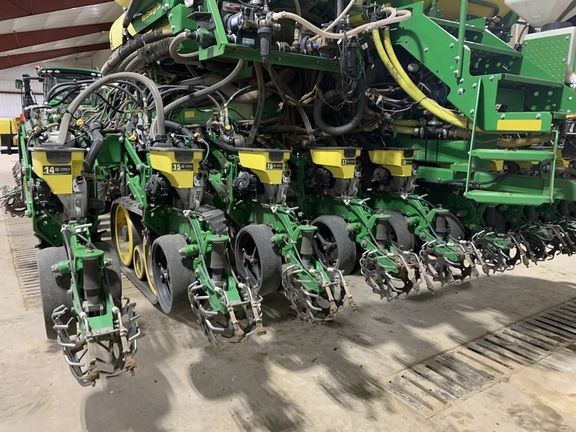 2018 John Deere DB60 Planter