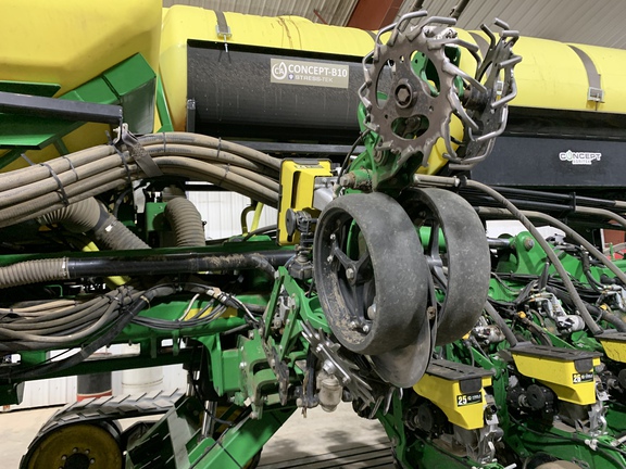 2018 John Deere DB60 Planter