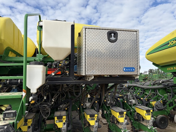 2018 John Deere DB60 Planter