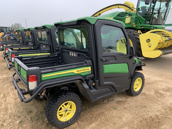 2023 John Deere XUV 835R ATV