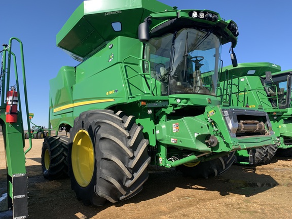 2022 John Deere S790 Combine