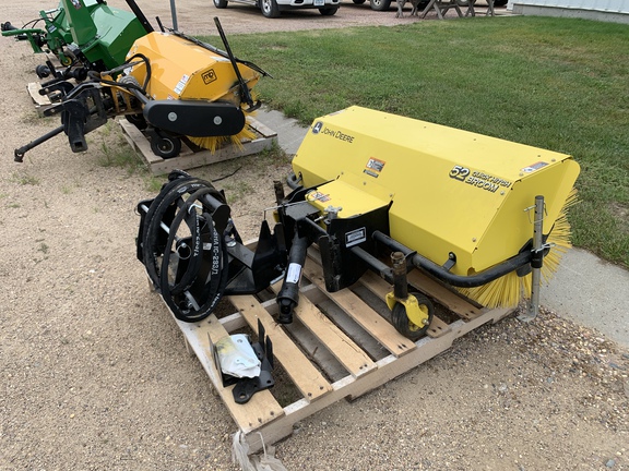 2019 John Deere 1023E Tractor Compact